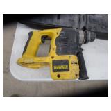 DeWalt 18v Hammer Drill & Charger