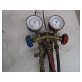 Refrigerant Charging Manifold Gauge & Hose Set