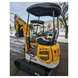 Mini Excavator XZ20R with hydraulic thumb!!!