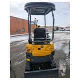 Mini Excavator QK18R with hydraulic thumb!!!