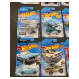 24 Hot Wheels