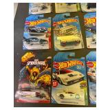 24 Hot Wheels