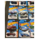 24 Hot Wheels