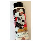 Wayne Gretzky 5 Cup Set and Water Bottle - Hockey