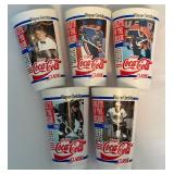 Wayne Gretzky 5 Cup Set and Water Bottle - Hockey
