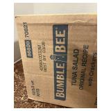 Tuna Salad & Cracker Kits