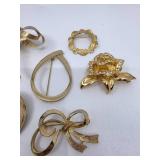 7 Gold Brooches & Pins