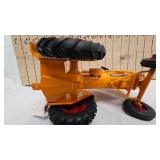 1/16th Minneapolis Moline w/Front