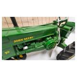 1/16 John Deere 70