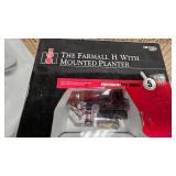 1/16 Precision Farmall H with Mounted Planter