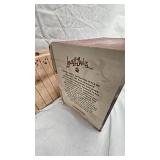 1/16 Farmall 826 Foxfire Farm w/Figurine