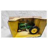 1/16 John Deere General Purpose