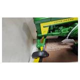 1/16 John Deere 720 Hi Crop