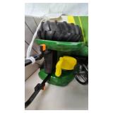 1/16 John Deere 5200 Tractor