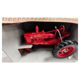1/16 Farmall H