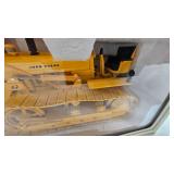 1/16 John Deere 120 Crawler