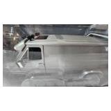 1/18 1983 GMC Vandura