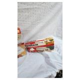 Food Saver Vacuum Sealer w/bags-works