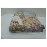 JC Penny Home Collection Quilt and Throw Pillow