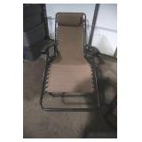 2 Lounge Chairs. Infinity Chairs