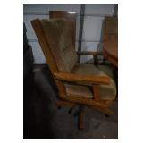 Dining Room Pedestal Table and Adjustable Swivel Chairs w/armrests