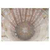 Round Wicker Clothes Hamper with Lid