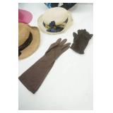 Vintage Ladies Hats. 3ct, comes with box