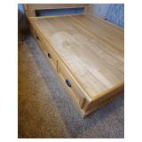 Queen Size Wooden Captain