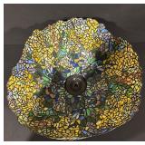Leaf Pattern Tiffany-Style Mosaic Glass Lampshade - 12-inch Diameter