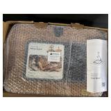 Phone/Tablet Pillow Stand