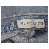 (CS) 5 Pairs of Jeans - Lee, Zena, ...