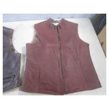 (BR1) 2 Leather Vests - Both Size S...