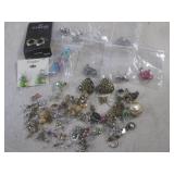 (CNTR) Assortment of Earrings...