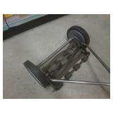 (FRNT) Manual Push Reel Lawn Mower...