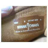 (BS) Pair of Minnetonka Fringed Sue...