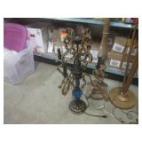 (C-3) Assortment of Vintage Floor L...