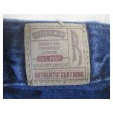 (BS) 5 Pair of Jeans - Liz Claiborn...