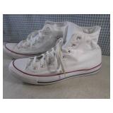 (BS) Pair of Converse Chuck Taylor ...