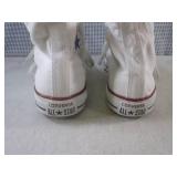 (BS) Pair of Converse Chuck Taylor ...