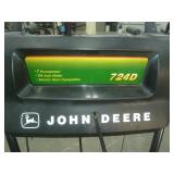 John Deere Snow Blower 724D