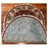 SR - Oval Area Rug with Fringe, Red and Cream Pattern