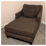 ML - Brown Chaise Armchair with Removable Cushion and Pillow