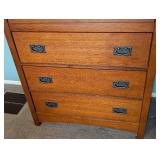 UL - Bassett Wooden Dresser with 5 Drawers