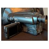 LR - Sony Handycam Vision CCD-TRV16 Video8 XR Camcorder with Ambico Bag