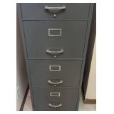 LL - 4-Drawer Gray Steel File Cabinet with Broken Lock