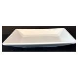 DR - Porcelain Serving Set with Dessert Stand and Decorative Platters