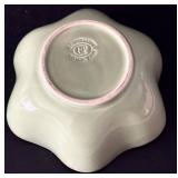 K - Assorted Serveware Lot: Furio Eden Fruit Platter, Simplydesignz Flower Platter, Chantal Red Hearts, GP Green Bowl