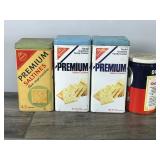 4 - Vintage Collectible Tins - 3 Nabisco Saltine Crackers & 1 Old Fashioned Quaker Oats