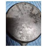 3 Cast iron pans (1 Wagoner)