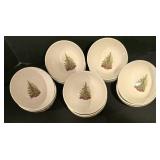 LL-TR - Christopher Radko Traditions Holiday Celebrations 40-Piece Dinnerware Set